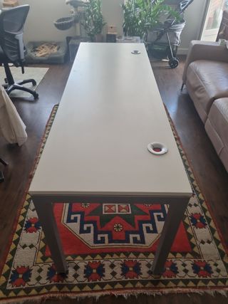 Mesa de despacho larga blanca