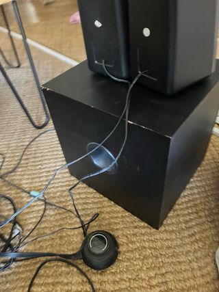 Altavoces Trust negros