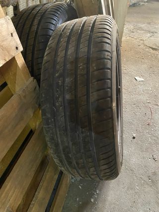 Ruedas Firestone 205/55 R16 91V y llanta R16