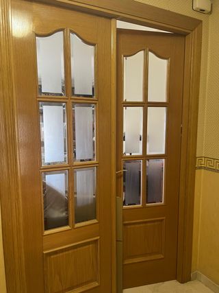 Conjunto puertas roble con cristal