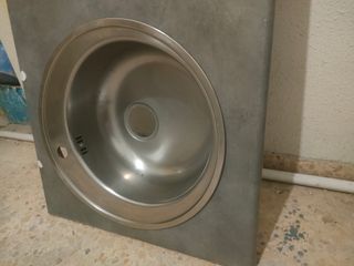2 encimeras gris cemento con fregadero redondo