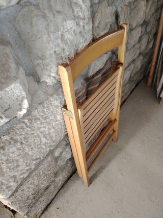 Sillas plegables de madera