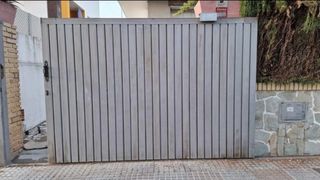 Puerta corredera garaje hierro forjado