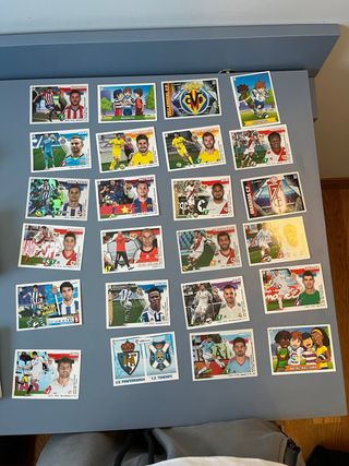 Lote cromos Liga Este varios años