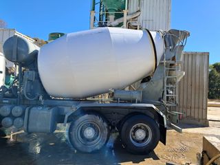 Camión hormigonera Scania 94c 310