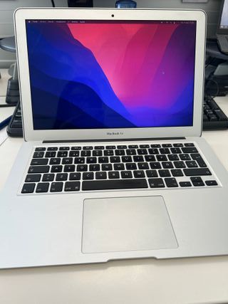 MacBook Air 2017 Plata + Cargador y Caja original.