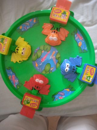 Juego tragabolas ranas