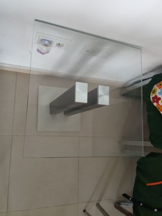 Mesa centro cristal y madera