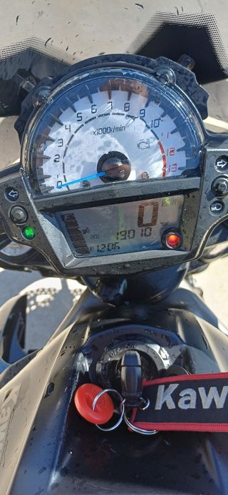 Kawasaki ER6N 2015 A2