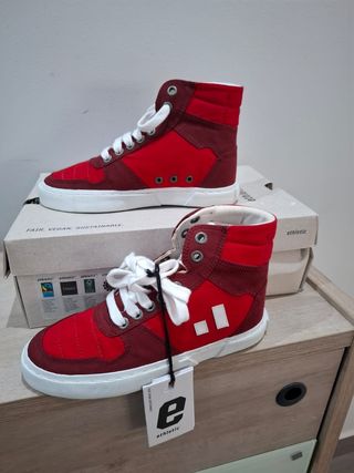 Zapatillas Ethletic veganas rojas
