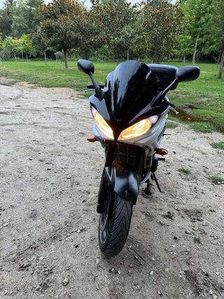 Yamaha FZ6 S1 Moto 600cc