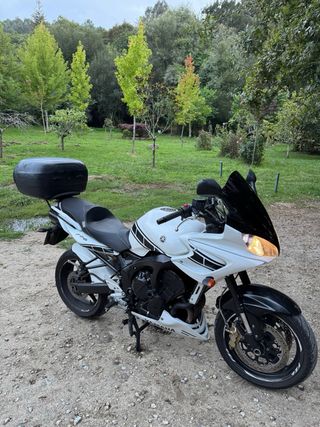 Yamaha FZ6 S1 Moto 600cc