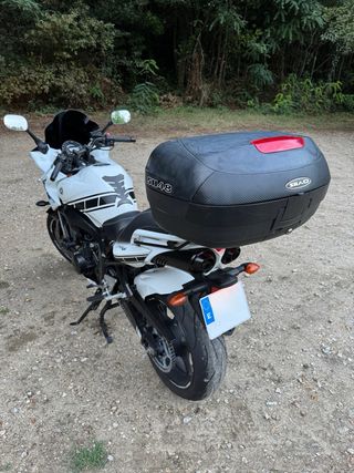 Yamaha FZ6 S1 Moto 600cc