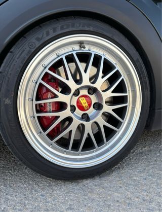 Llantas tipo BBS LM 18x8 5x112 con neumáticos semi