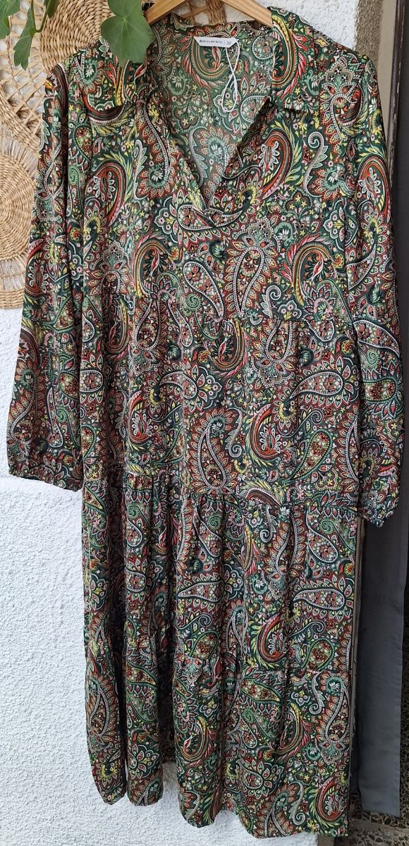 Vestido Estampado Paisley.