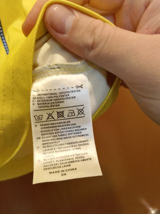 Maglietta calcio gialla