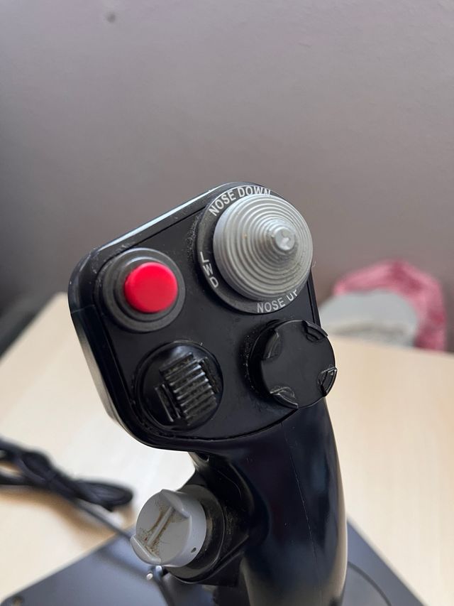 Thrustmaster HOTAS Warthog Joystick + Throttle