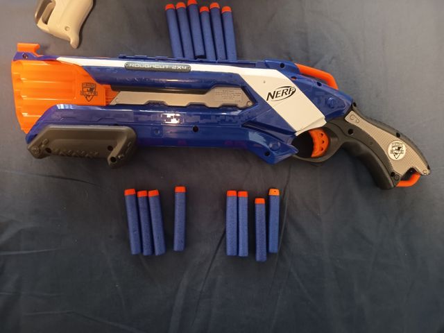 Nerf Roughcut 2x4 e Disruptor con proiettili o separati