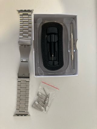 Correa iwatch plateada