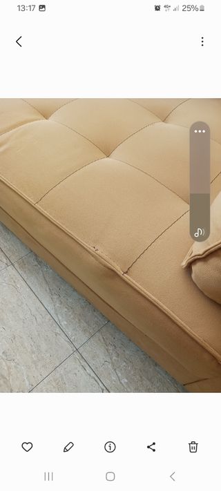 Sofá de tres plazas en perfecto estado solo venta