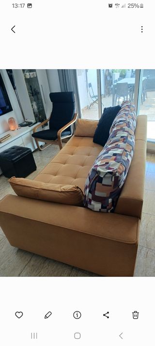 Sofá de tres plazas en perfecto estado solo venta