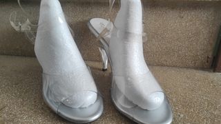 Zapatos de tacón plateados para mujer