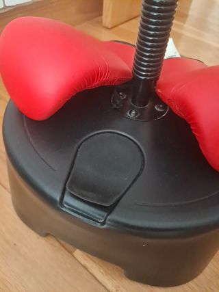 Punching ball de boxeo con guantes (infantil)