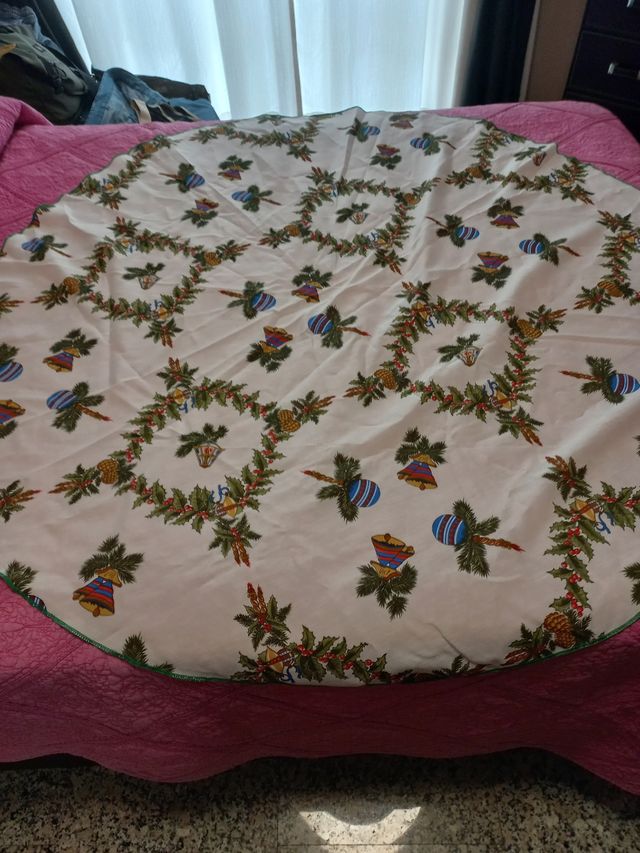 Mantel Redondo Navideño Multicolor