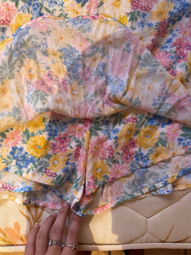 Falda pantalón Stradivarius floral