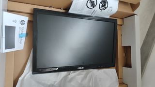 Pantalla Asus Plana 28x45cm
Solo VGA no tiene HDMI
