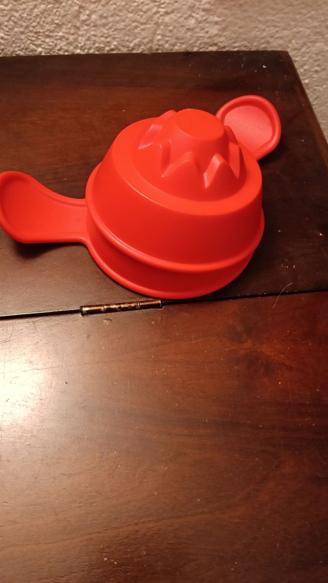 2 Stampini Tupperware Rossi per Impiattare