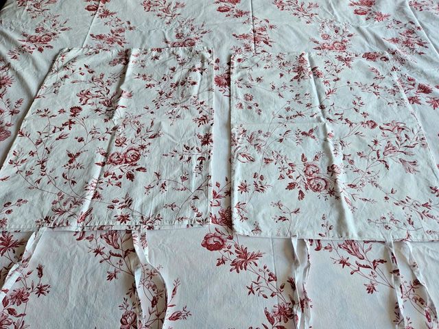 Funda Nórdica Estampada Flores Rojas