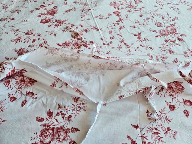 Funda Nórdica Estampada Flores Rojas