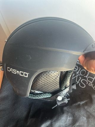 Casco Negro Snowboard y Sky