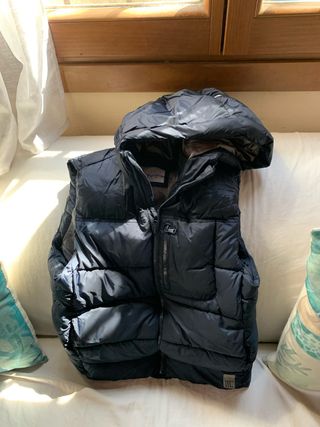 Chaleco Zara Azul Oscuro Talla 11-12 Años