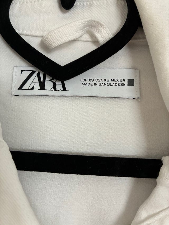Chaqueta vaquera blanca Zara