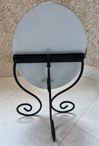 Espejo Ovalado con Pie de metal para tocador