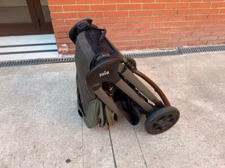 Silla de paseo Joie Finiti verde