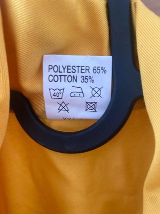 Mono de trabajo amarillo talla 64