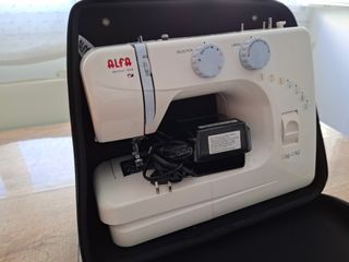 Máquina de Coser Alfa Modelo 1203