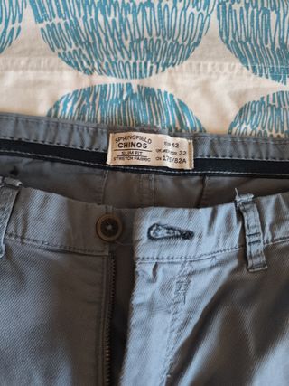 Pantalones chinos grises azulado