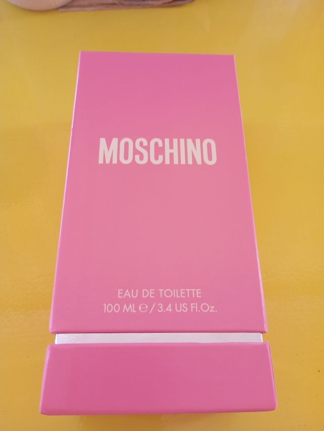 Moschino Eau de Toilette Caja Rosa