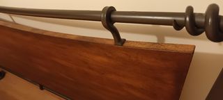 Cabecero de forja y madera