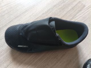 Botas de fútbol Nike Mercurial Talla 30