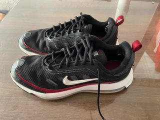 Nike Air Max AP Low Top