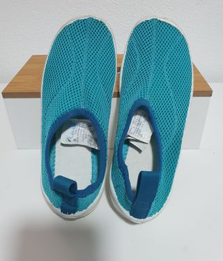 Zapatillas de agua Decathlon T32