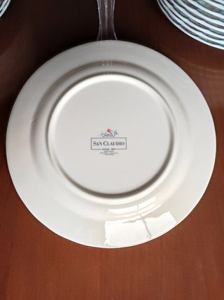 Vajilla San Claudio Flores Azules y Rosas