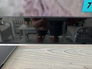 Televisión LG 42" Negra.