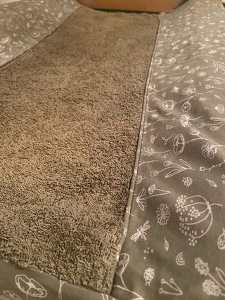 Cambiador con colchoneta impermeable