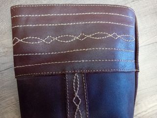 Botas camperas unisex cuero.